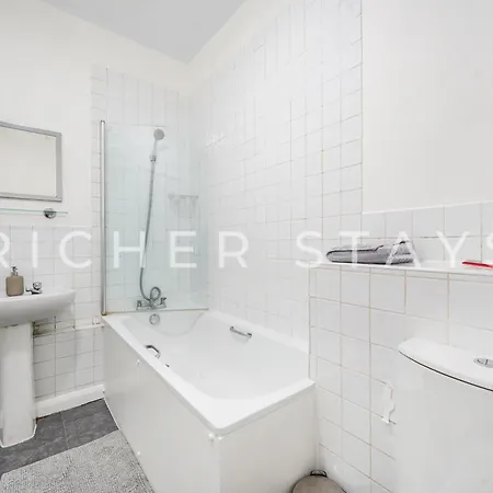 Stylish Canary Wharf Apt, Corporates And Tourists London Exterior photo